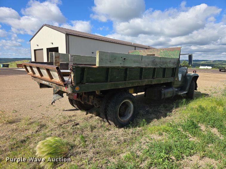 1978 International 1600 Dump Truck - photo 5