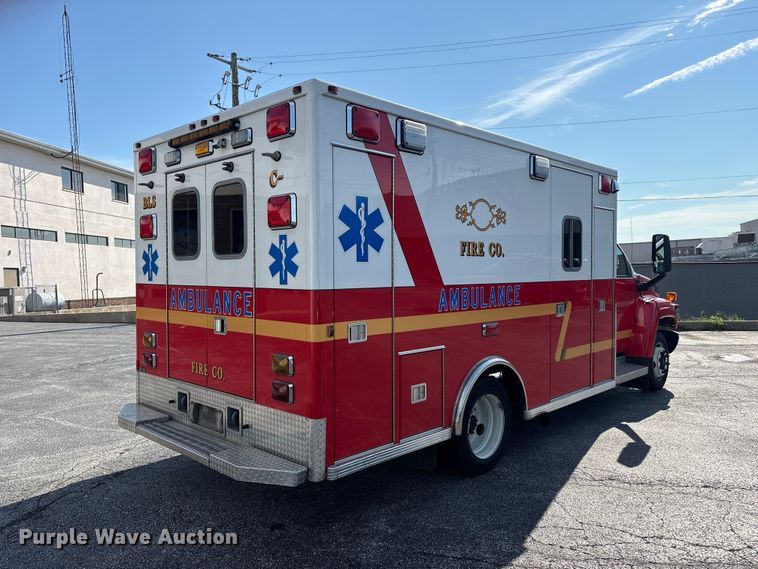 2007 Chevrolet C4500 Ambulance - photo 5