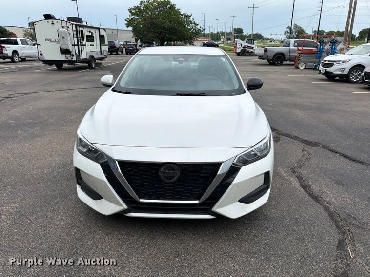 2021 Nissan Sentra - photo 2