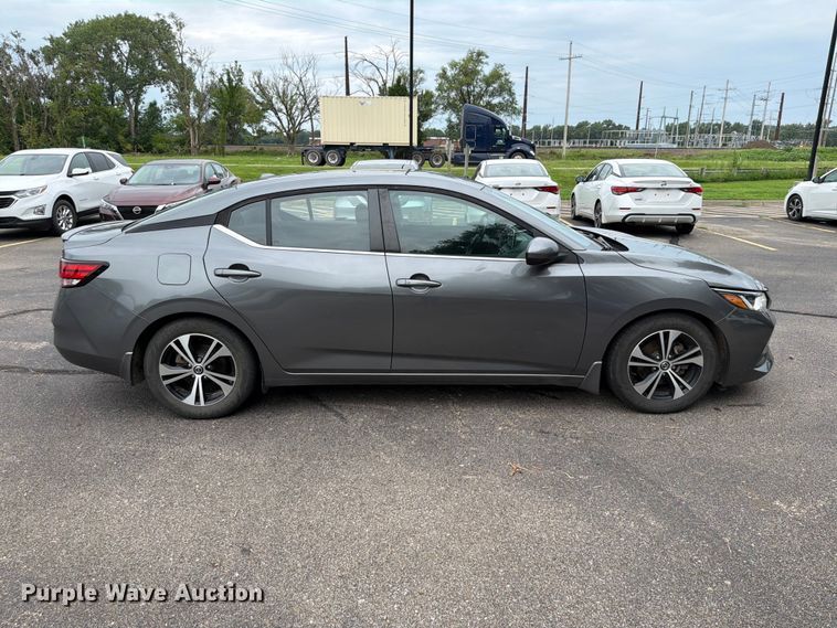 2021 Nissan Sentra - photo 4