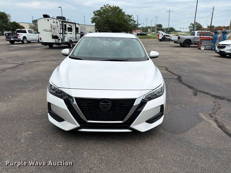 2021 Nissan Sentra - photo 2