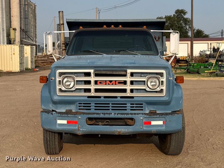 1986 GMC C7000 Dump Truck - photo 2