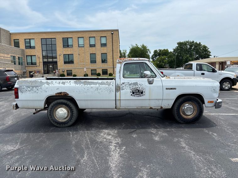 1993 Dodge D200 Pickup Truck - photo 4