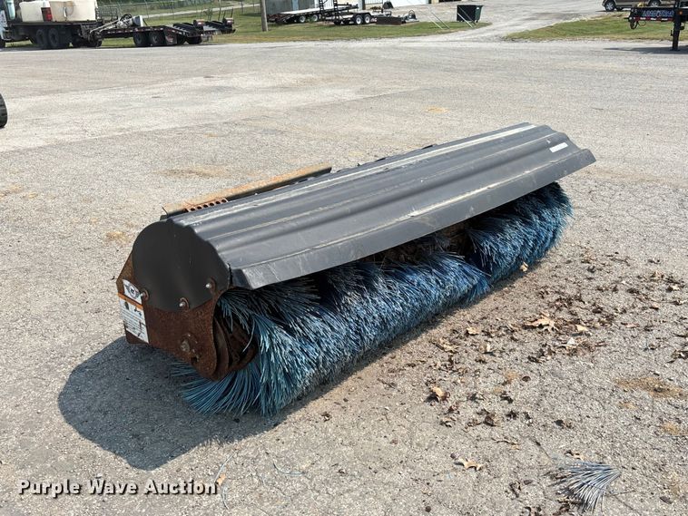 Bobcat 84 Angle Broom Skid Steer Broom - photo 3
