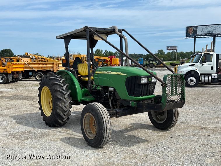 2006 John Deere 5525 Tractor - photo 3