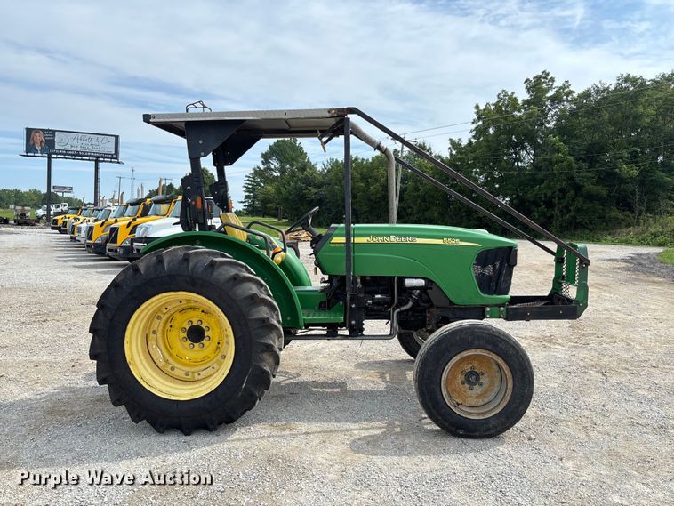 2006 John Deere 5525 Tractor - photo 4