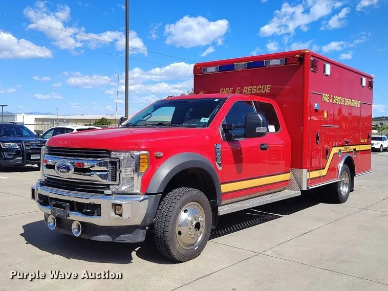 2017 Ford F450 Super Duty Ext. Cab Ambulance
