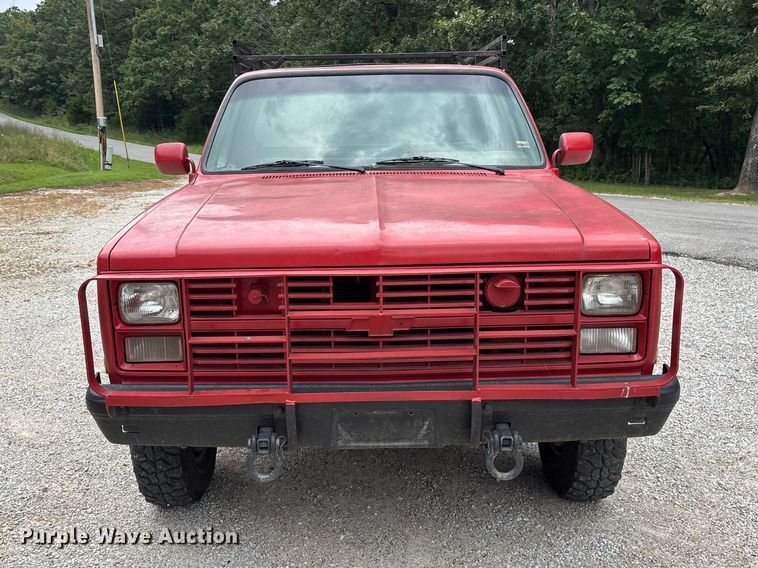 1986 Chevrolet D 30 Pickup Truck - photo 2