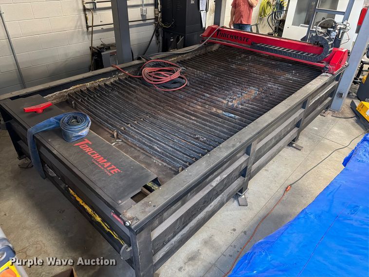 Lincoln Torchmate Plasma Cutting Table - photo 3