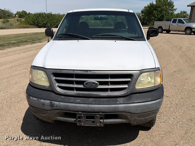 2002 Ford F150 Ext. Cab Pickup Truck - photo 2