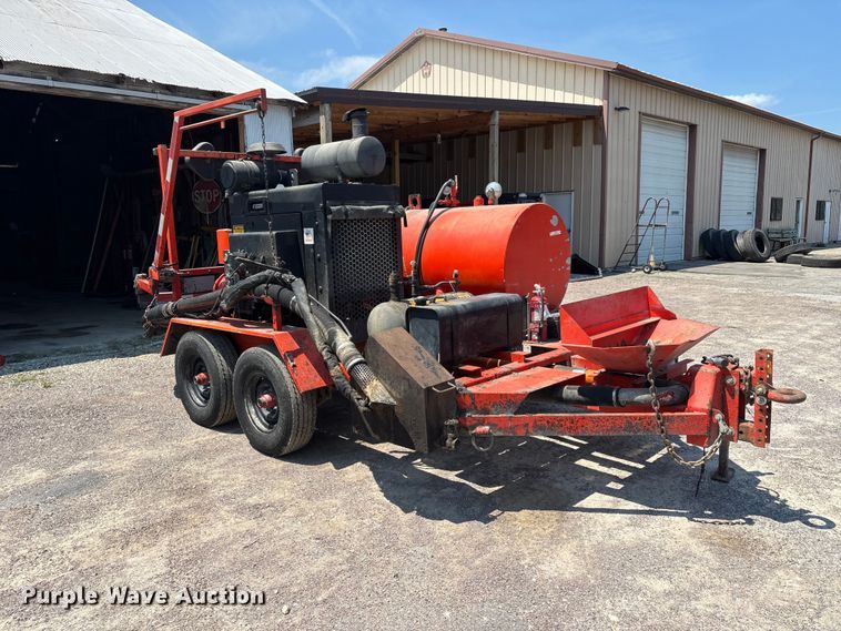 2011 Duraco Inc. 125DJT Pothole Patcher - photo 3