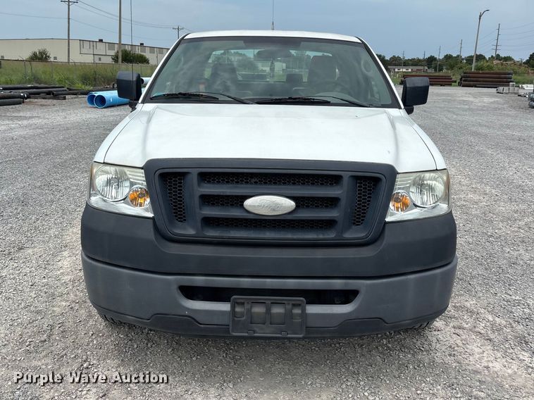 2007 Ford F150 XL Ext. Cab Pickup Truck - photo 2