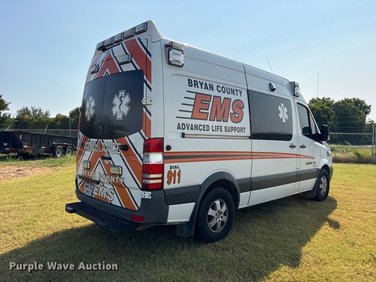 2016 Mercedes Benz Sprinter Ambulance - photo 5