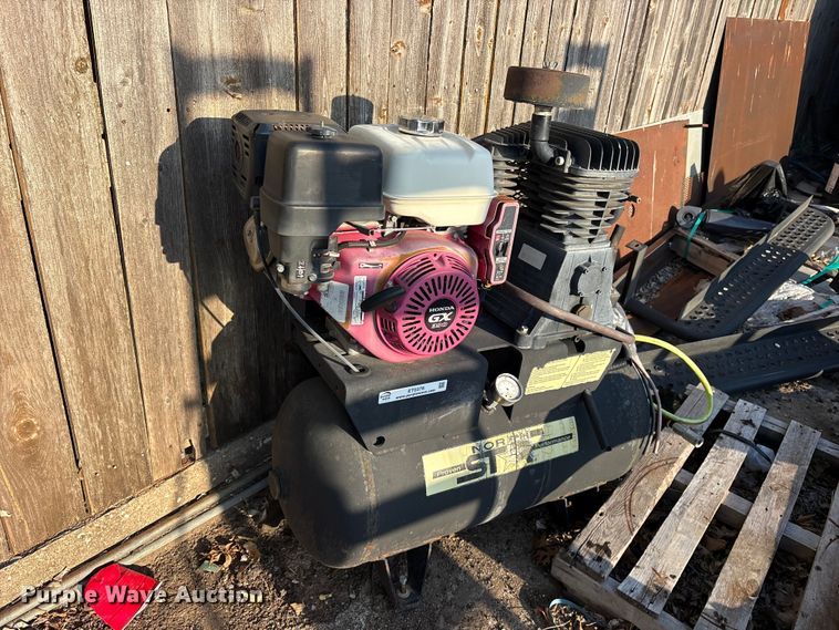 2015 North Star Air Compressor - photo 3