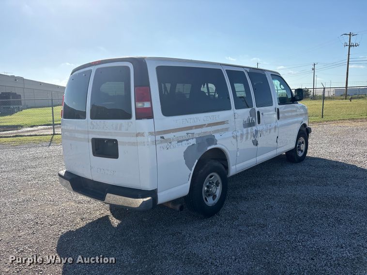 2008 Chevrolet Express Van - photo 5