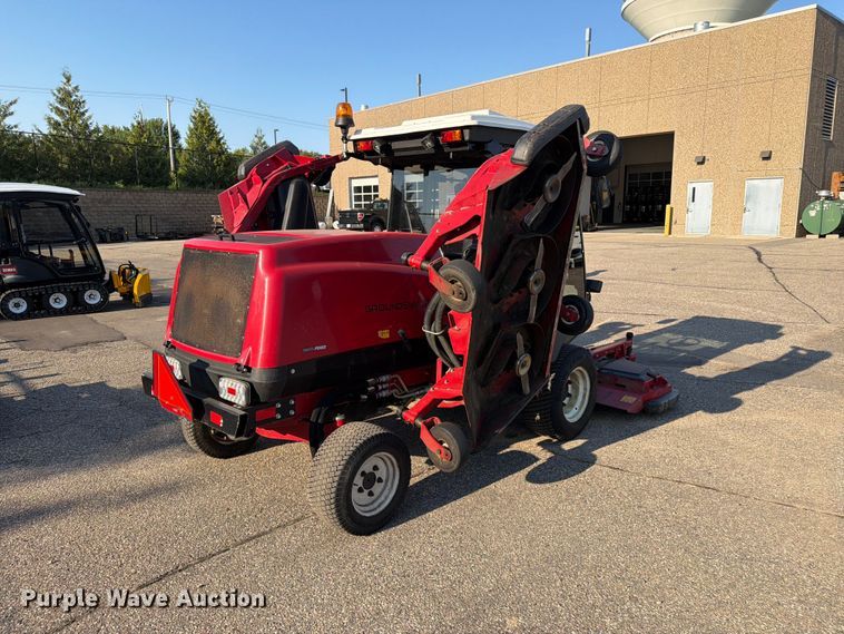 Toro Groundsmaster 5910 Lawn Mower - photo 5