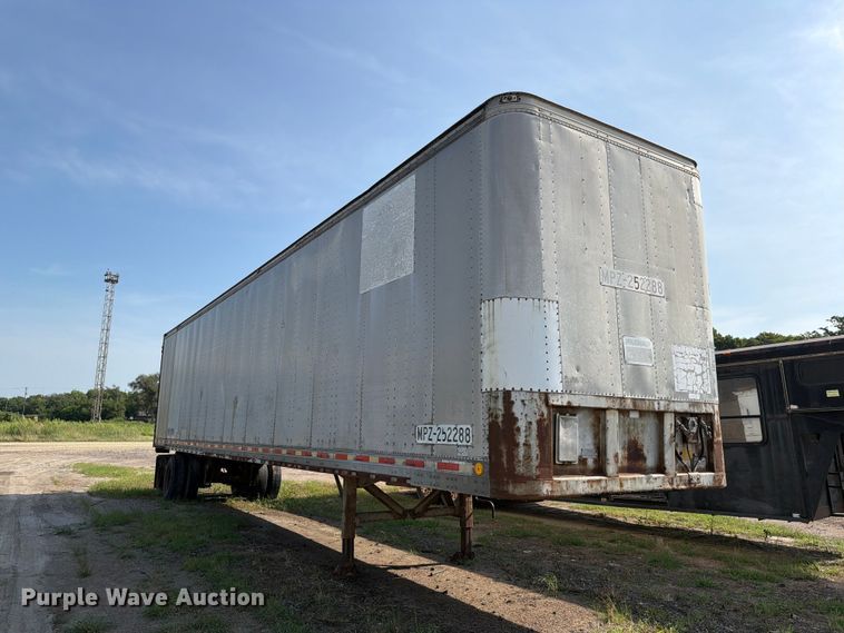 1978 Fruehauf FBZ9F240 Z-Van Dry Van Trailer - photo 3