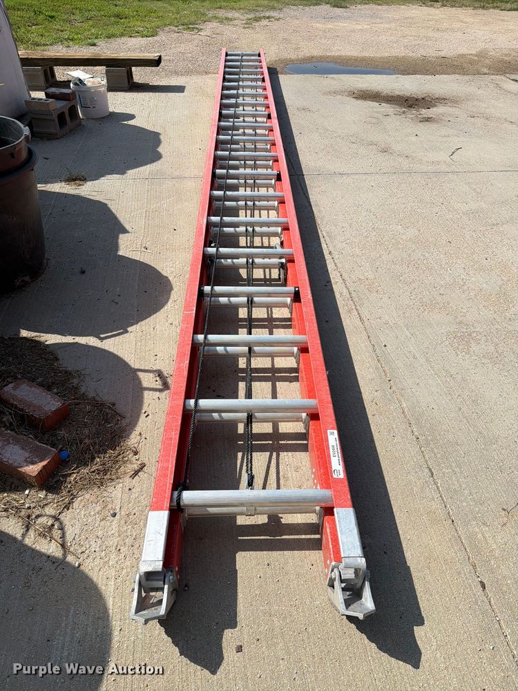 Louisville FE7240 Ladder - photo 2