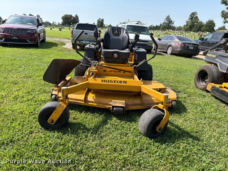2021 Hustler Super Z 941187 ZTR Lawn Mower - photo 2