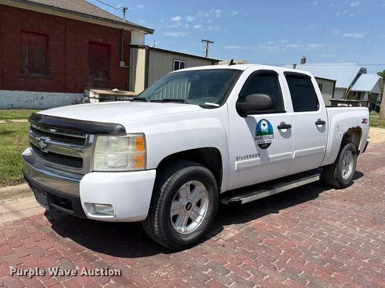2008 Chevrolet Silverado 1500 Crew Cab Pickup Truck