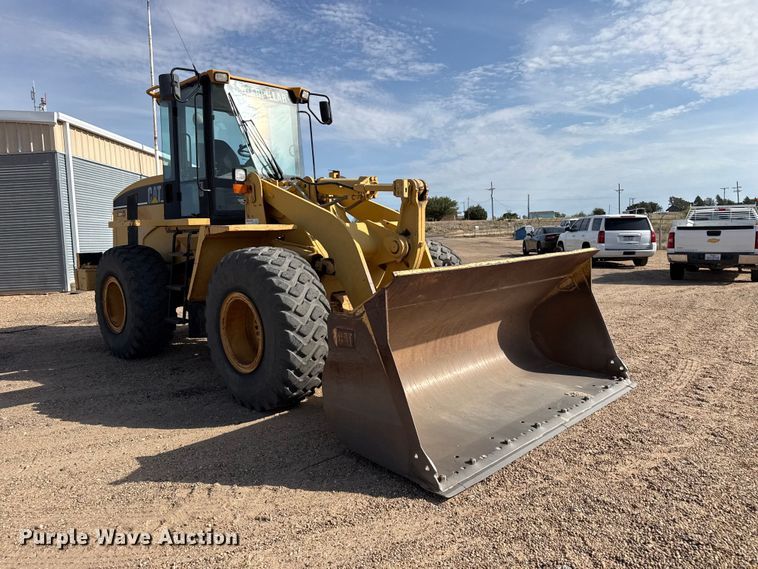 1998 Caterpillar 938G Wheel Loader - photo 3