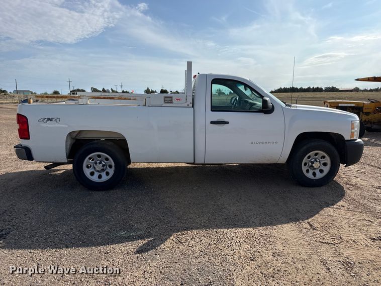 2012 Chevrolet Silverado 1500 Pickup Truck - photo 4