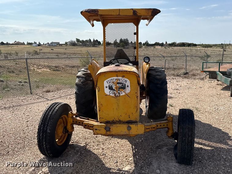 John Deere 301A Tractor - photo 2