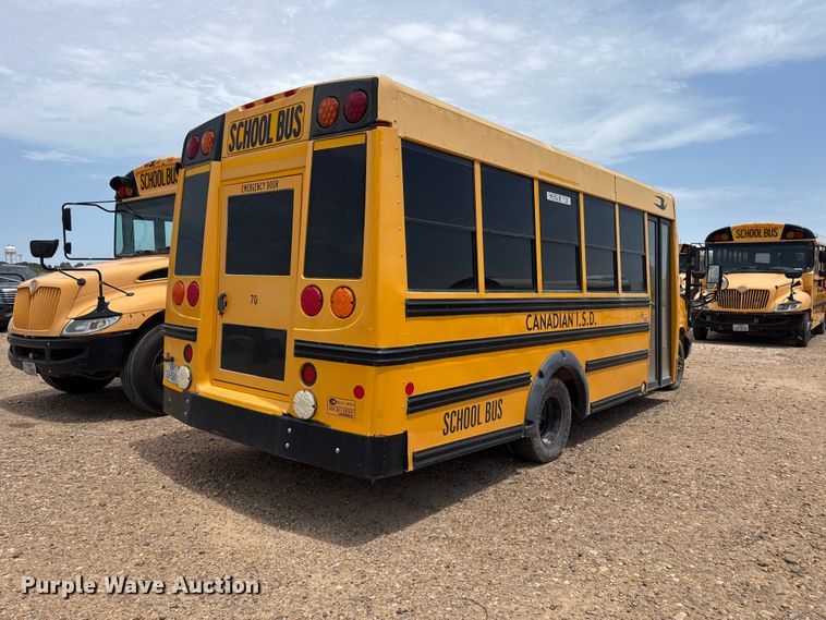 2014 Chevrolet School Bus - photo 5