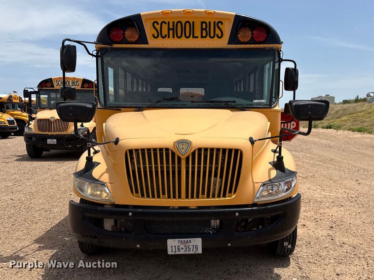2014 IC PB40500 School Bus - photo 2
