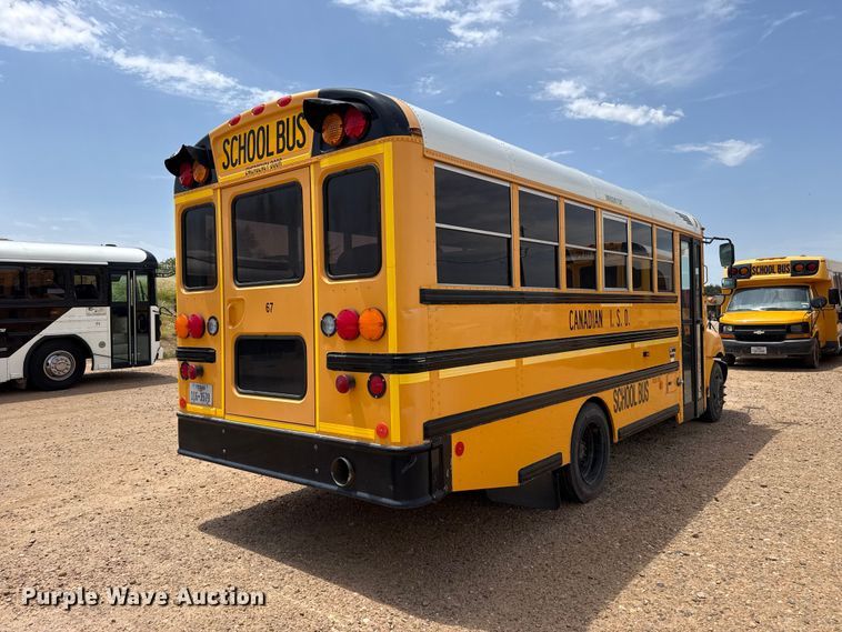 2014 IC PB40500 School Bus - photo 5