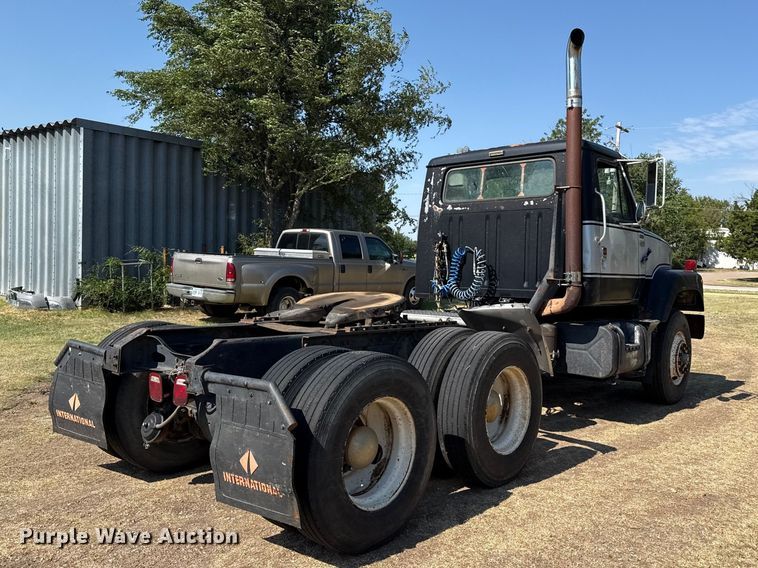 1987 International F-2575 Semi Truck - photo 5