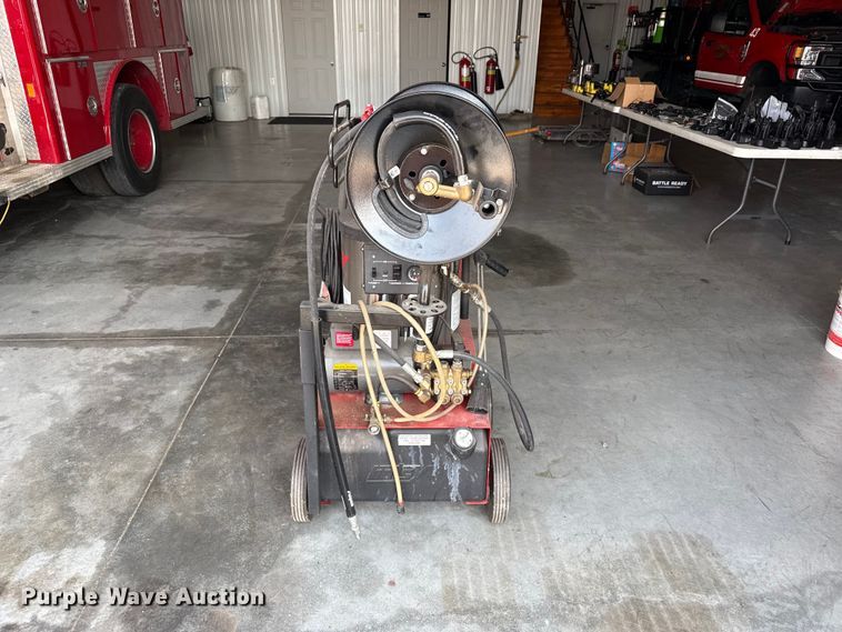 Hotsy Pressure Washer - photo 2
