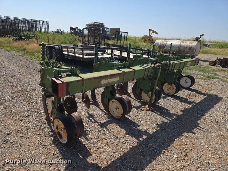 Wetherell 2700 Row Crop Cultivator