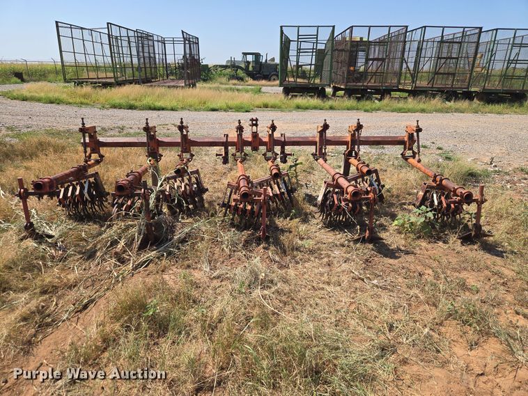 Row Crop Cultivator - photo 4