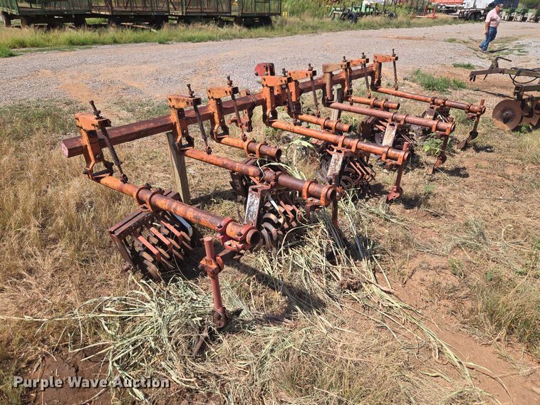 Row Crop Cultivator - photo 5