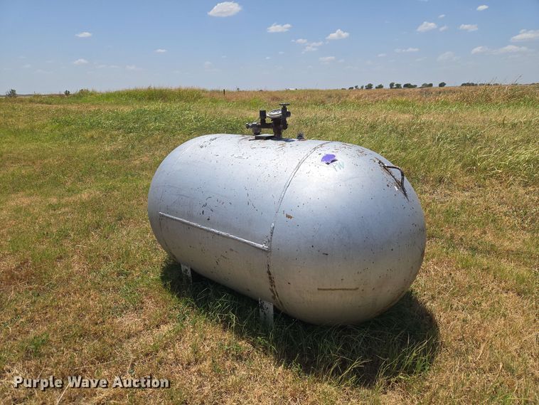 1949 Trinity Steel Co. Propane Tank - photo 3