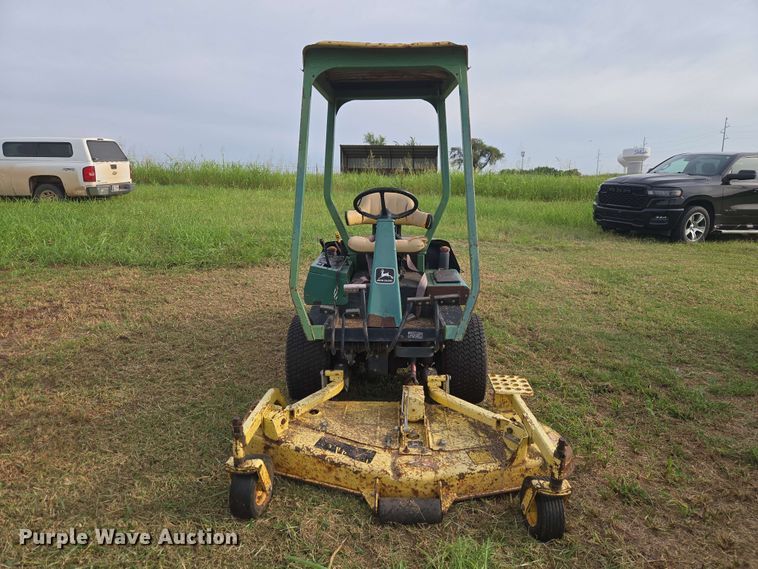 John Deere F935 Lawn Mower - photo 2