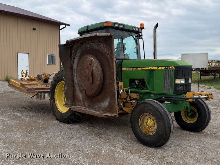 1997 John Deere 7210 Tractor - photo 3