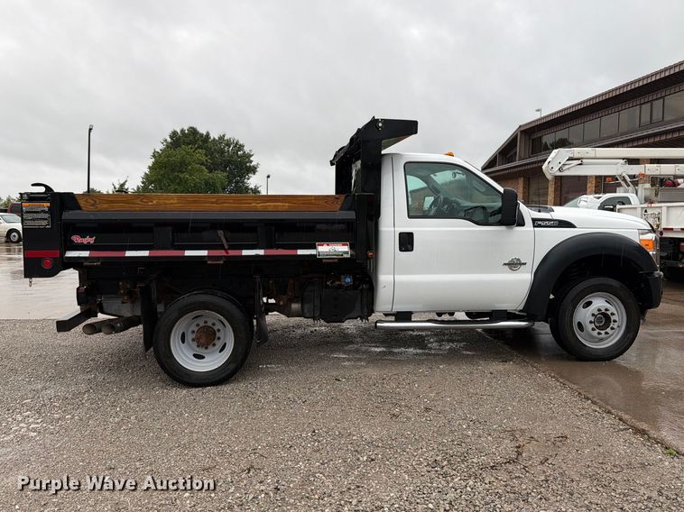 2011 Ford F550 Super Duty Dump Truck - photo 4