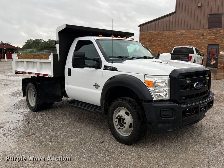 2016 Ford F550 Super Duty Dump Truck - photo 3