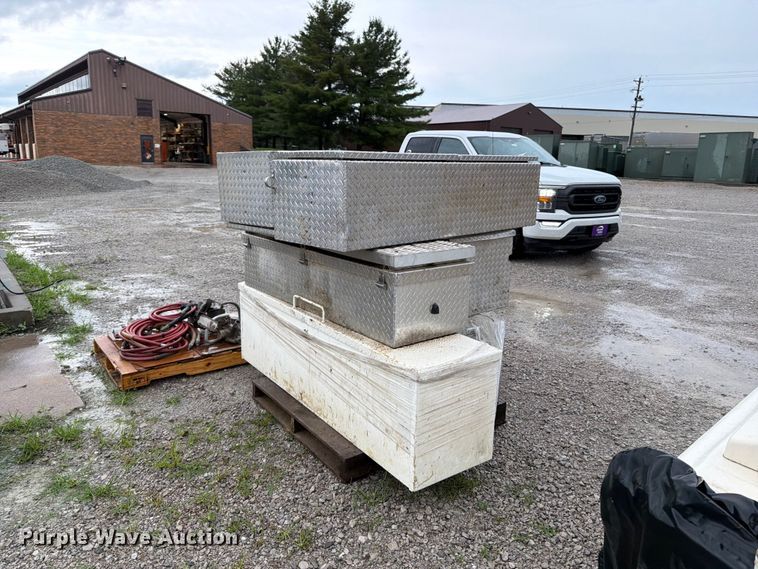 (6) Toolboxes - photo 5