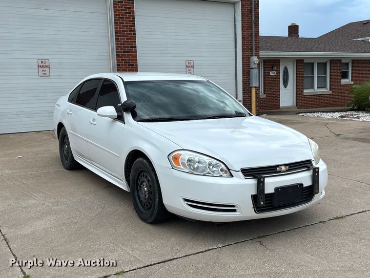 2011 Chevrolet  Impala Police - photo 3