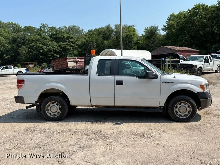 2013 Ford F-150 Ext. Cab Pickup Truck - photo 4
