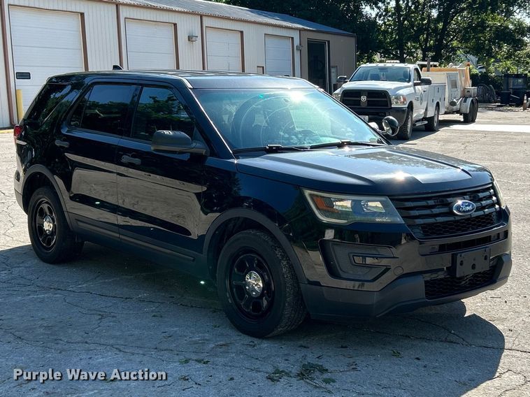 2016 Ford Explorer Police Interceptor SUV - photo 3