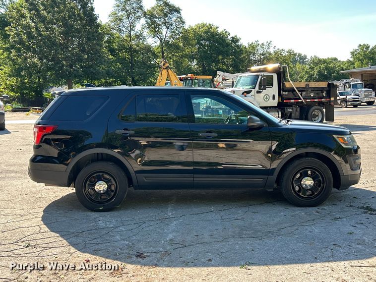 2016 Ford Explorer Police Interceptor SUV - photo 4
