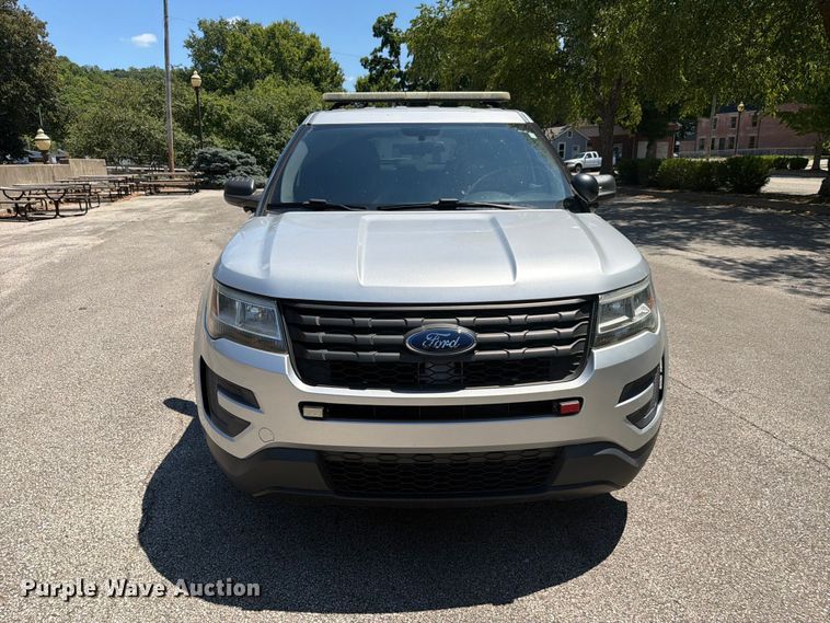 2017 Ford Explorer Police Interceptor SUV - photo 2