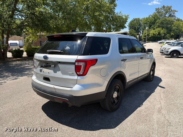 2017 Ford Explorer Police Interceptor SUV - photo 5