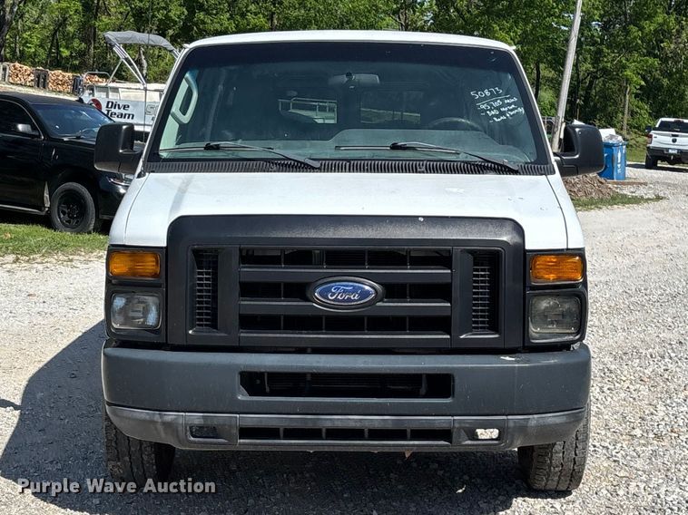 2011 Ford E350 Van - photo 2