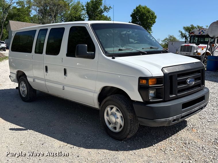 2011 Ford E350 Van - photo 3