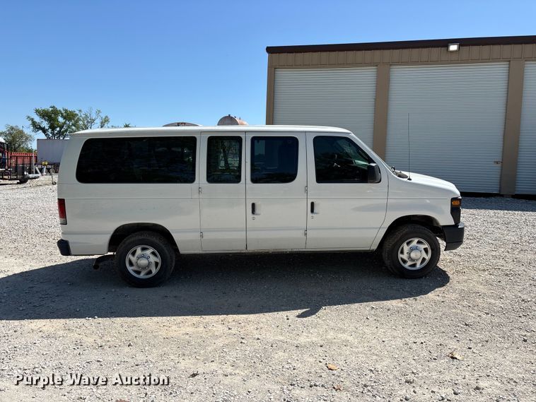 2011 Ford E350 Van - photo 4